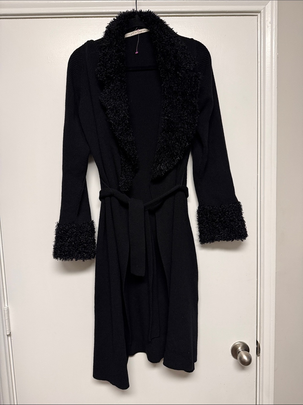 Max Studio: Black Faux Fur Collared Cardigan